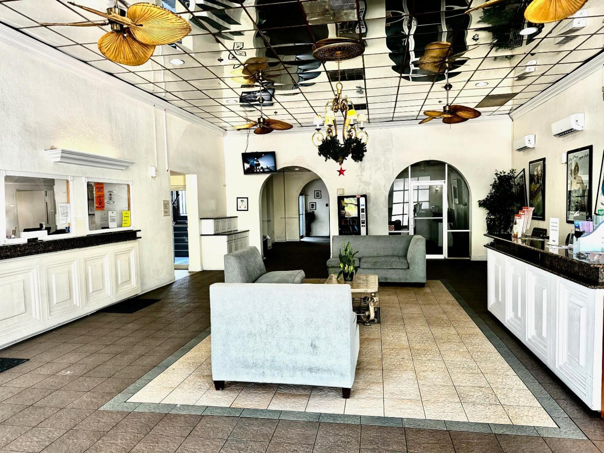 Monumental Movieland Hotel Orlando Bagian luar foto